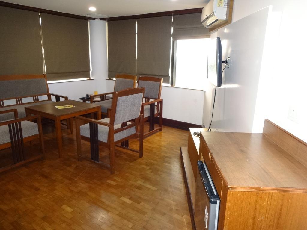 Keys Select By Lemon Tree Hotels, Malabar Gate, Kozhikode Buitenkant foto