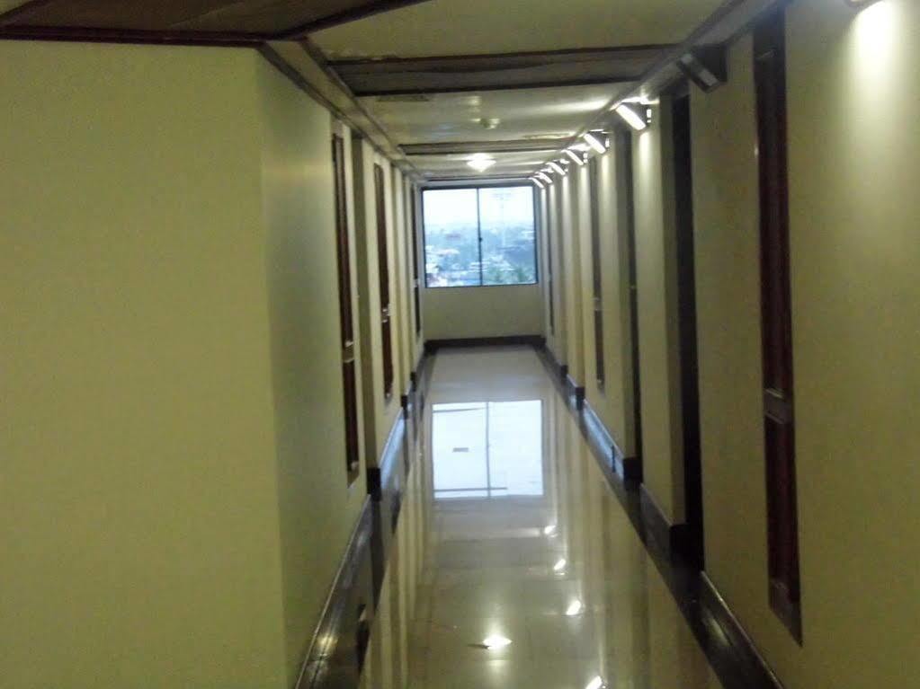 Keys Select By Lemon Tree Hotels, Malabar Gate, Kozhikode Buitenkant foto